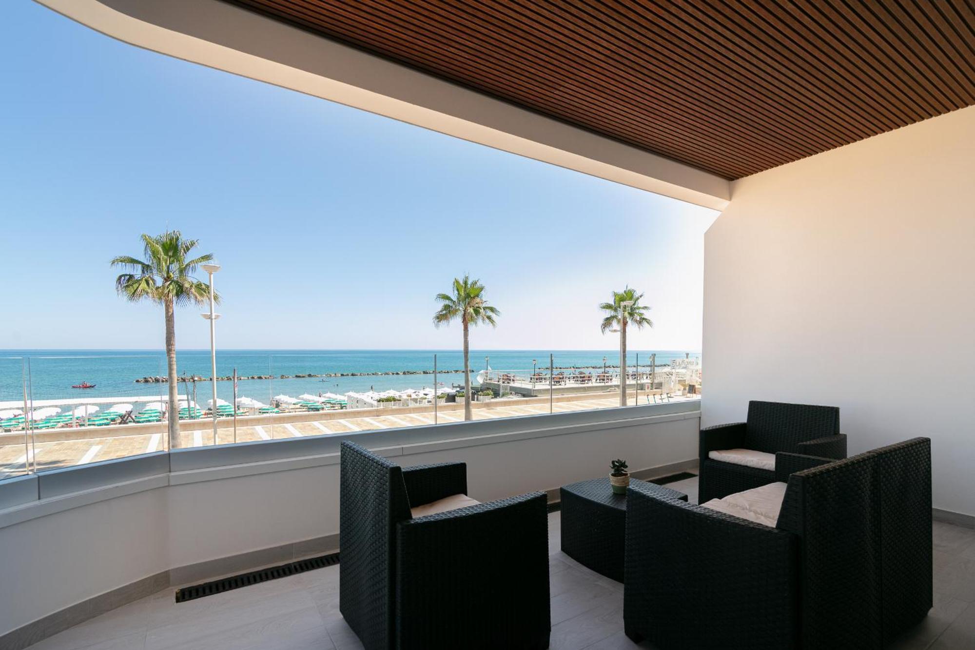 King'S Rooms Termoli Exteriör bild